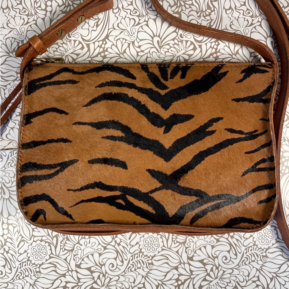 Madewell The Simple Crossbody Bag in Tiger Calf Hair - Picture 2 of 13